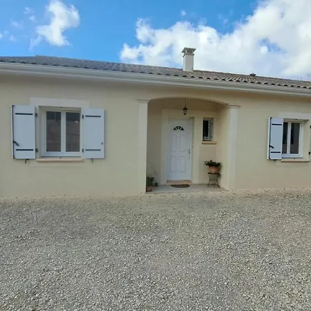 Hébergement de vacances Jolie Maison A La Campagne - Magnifique Vue - 6pers Carves