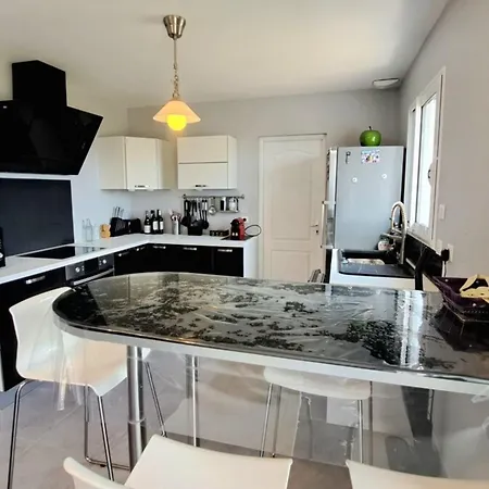 Hébergement de vacances Jolie Maison A La Campagne - Magnifique Vue - 6pers Carves